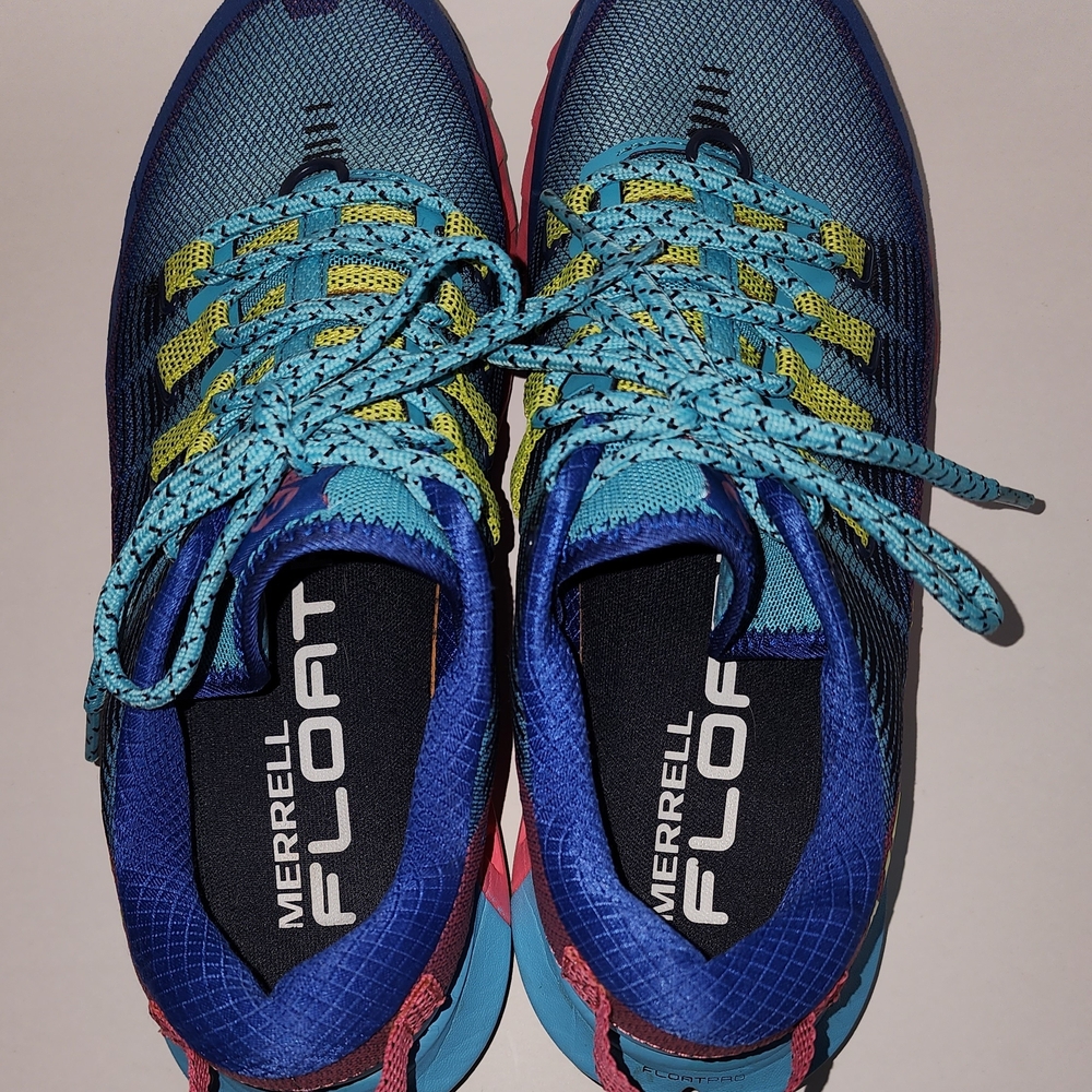 Merrell Women's Agility Peak 4 Sneakers in Blue and Pink - Picture 4 of 7